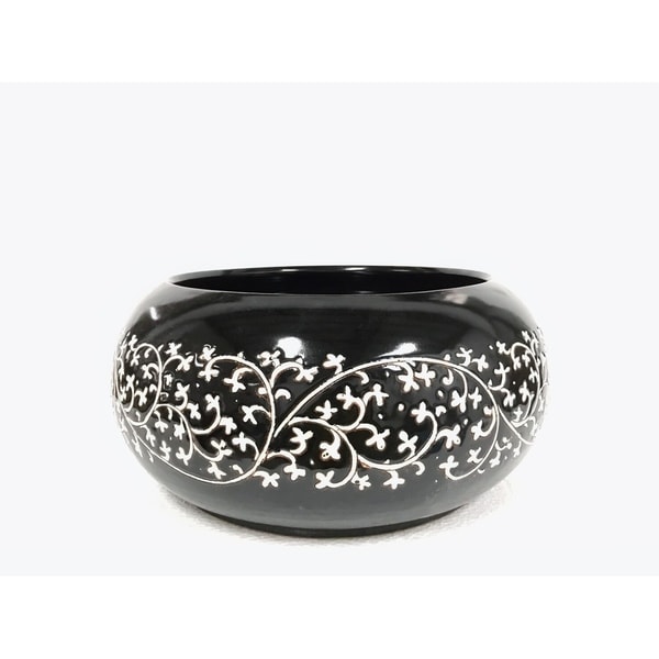 Handmade 7.5" Lily's Living Black and White Floral Bowl