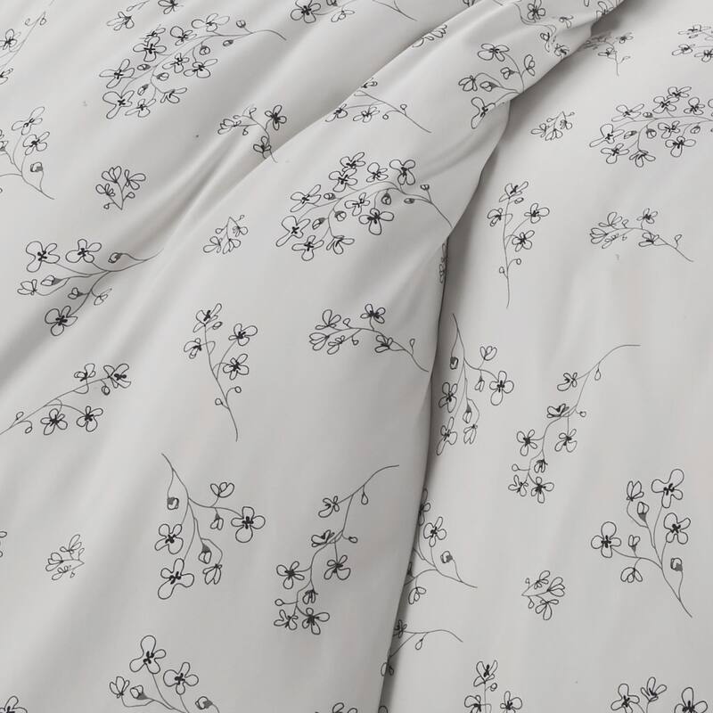 Vilano Ultra-Soft Sweet Florals 3-piece Duvet Cover and Sham Set