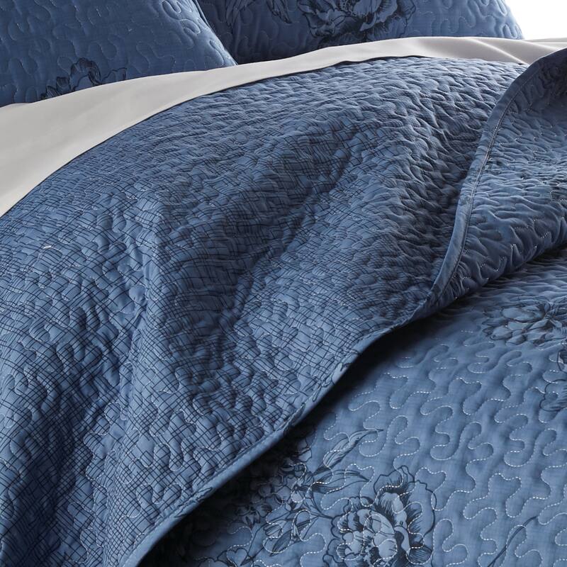 Harmony Ultra Soft Reversible 3-piece Quilt Set