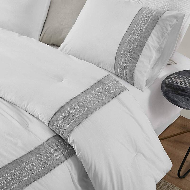 Boutique Border Textured Oversized Comforter - Hotel Gray (Shams not included)