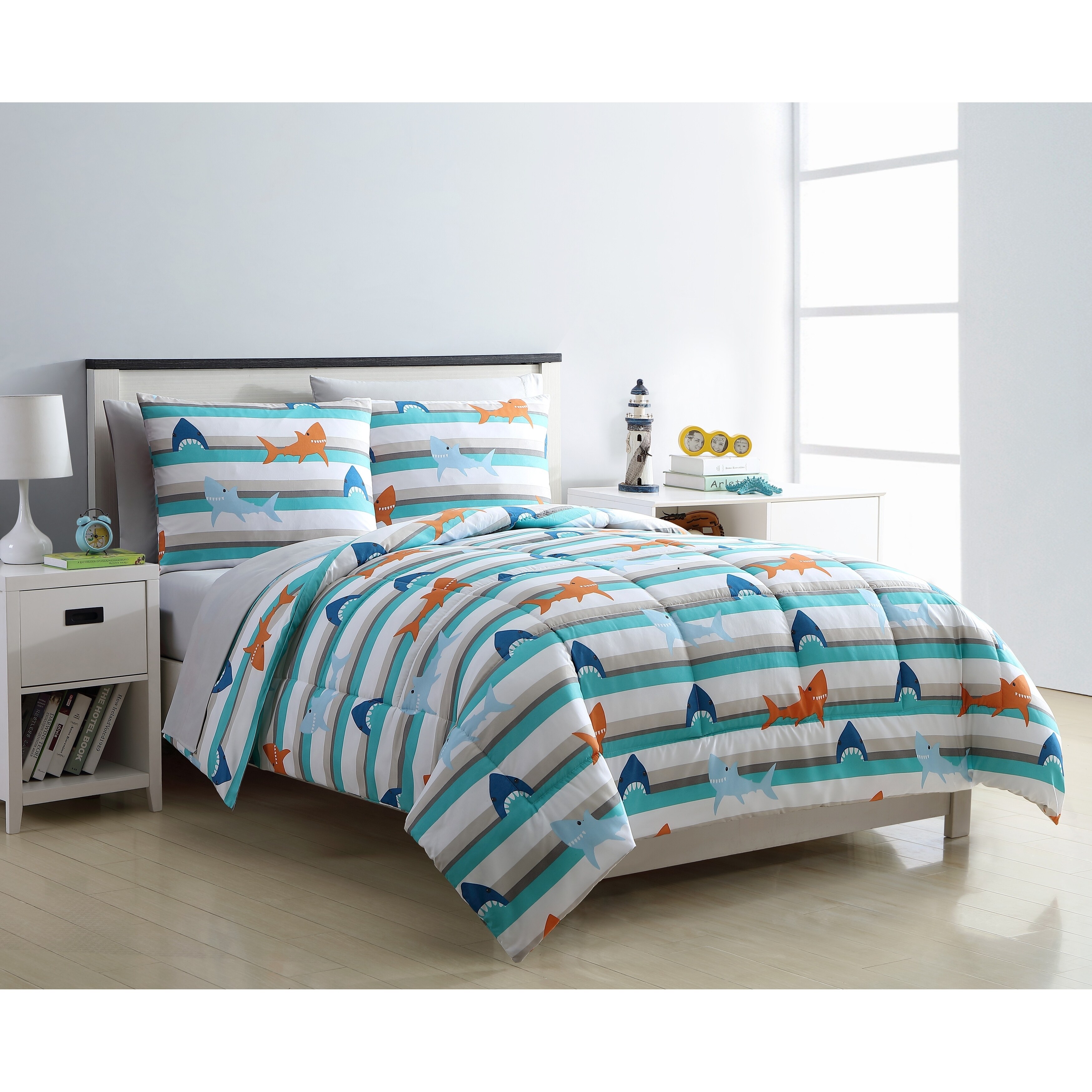 shark comforter full