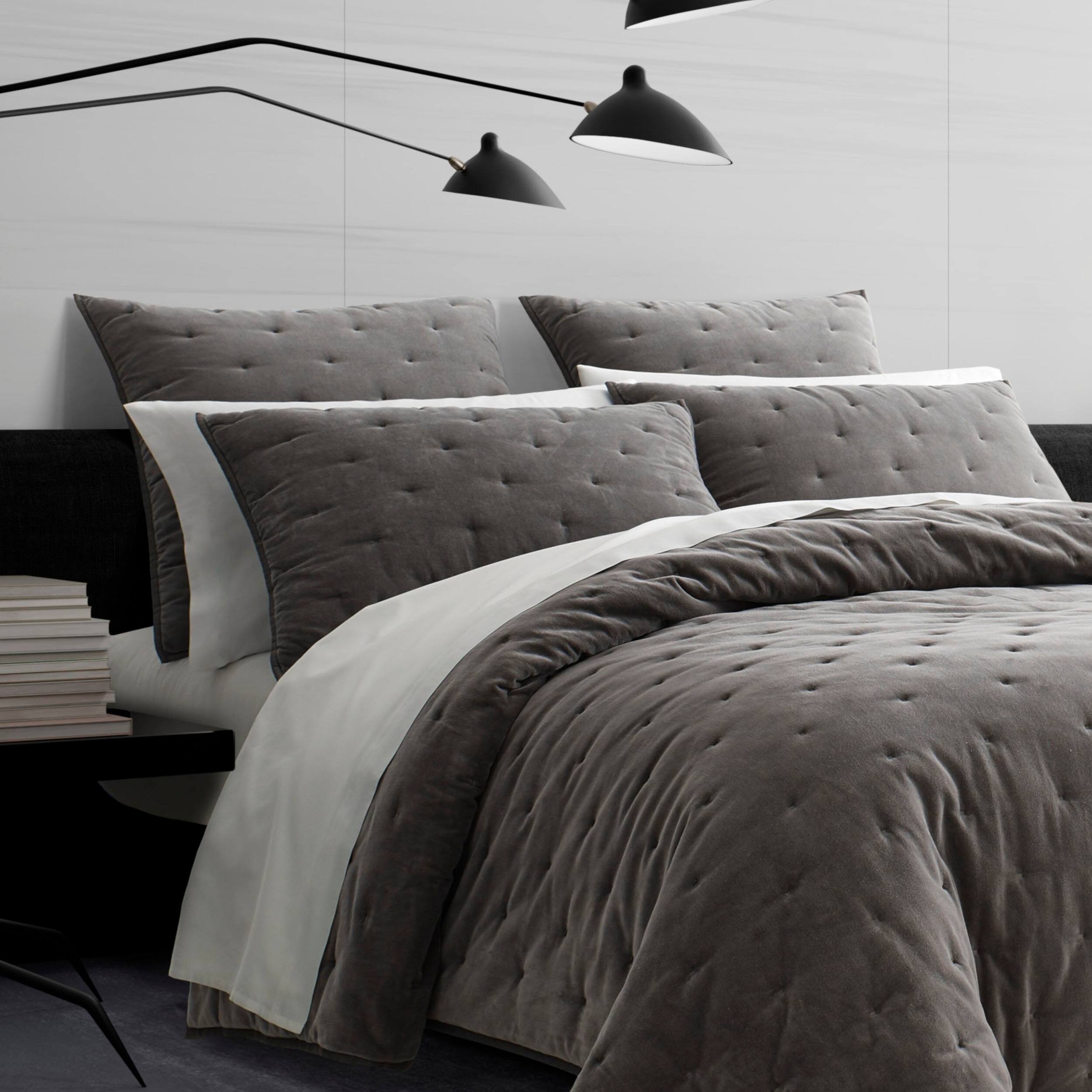 Quilts & Coverlets Find Great Bedding Deals Shopping at Overstock