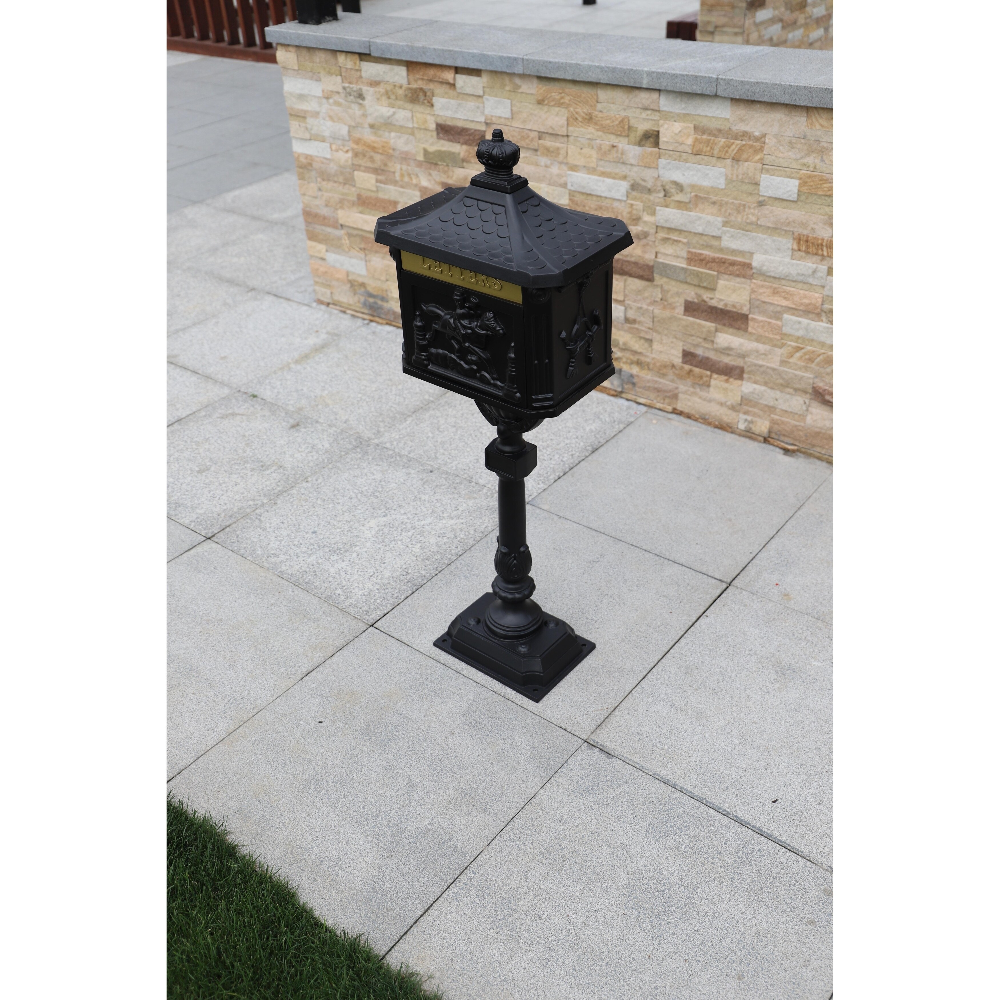 The Black Die Cast Light Weight Aluminum Mailbox On Sale Overstock 29030437