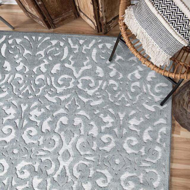 My Texas House by Orian Lady Bird Area Rug