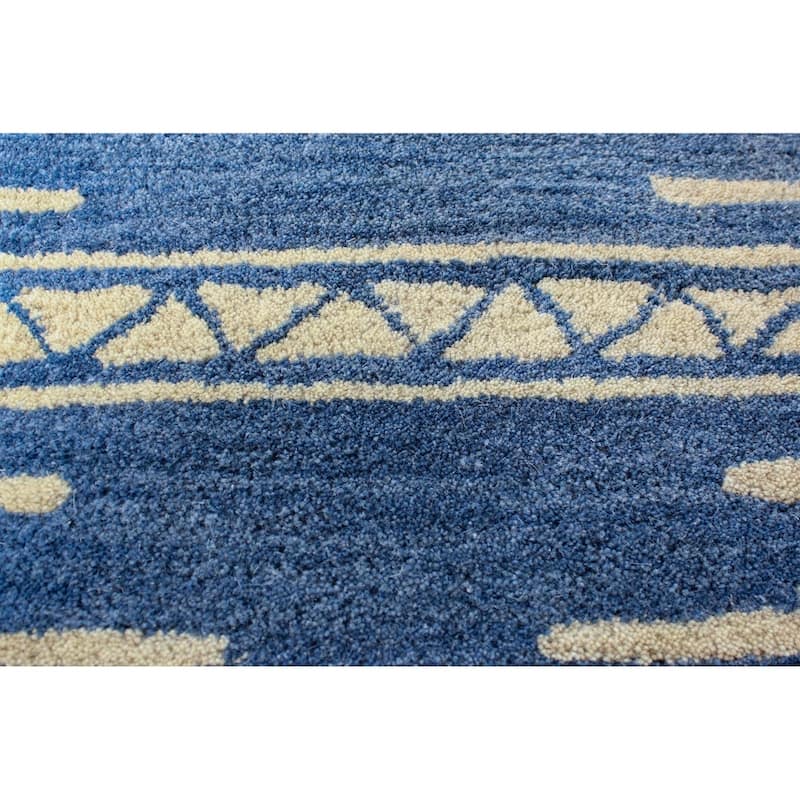 Bashian Bloomfield Contemporary Hand Tufted Area Rug