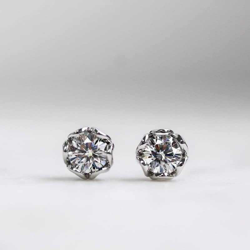 Annello by Kobelli 14k White Gold Lily 5mm Moissanite Stud Earrings (1ct TGW, GH/VS)
