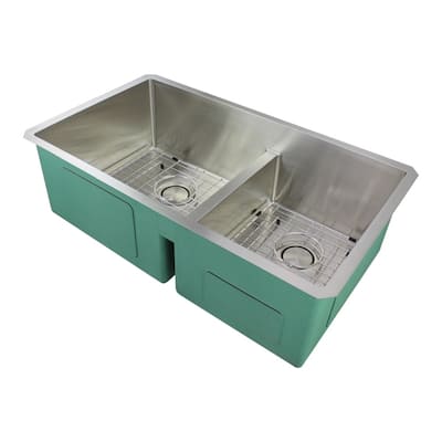 Transolid Diamond Stainless Steel 33-in Undermount Kitchen Sink - 19" X 33" X 10"