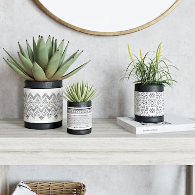 Nikos Ceramic Planters (Set of 3) - 7"H x 6"W x 6"D/ 5.5 x 4.5 x 4.5 / 4.5 x 3.5 x 3.5