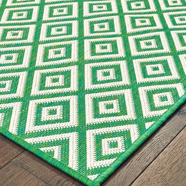 Dylnn Diamond Kelly Green And White Indoor Outdoor Area Rug Dylnn Diamond Kelly Green And