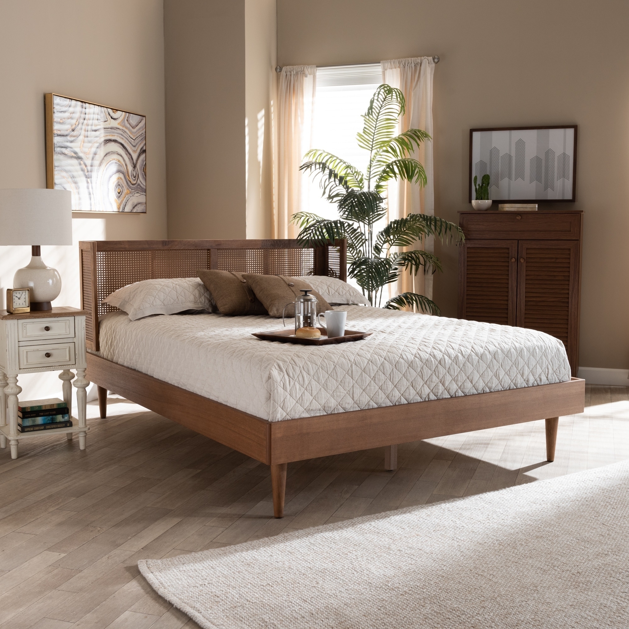 Carson Carrington Dagas Mid-century Modern Platform Bed