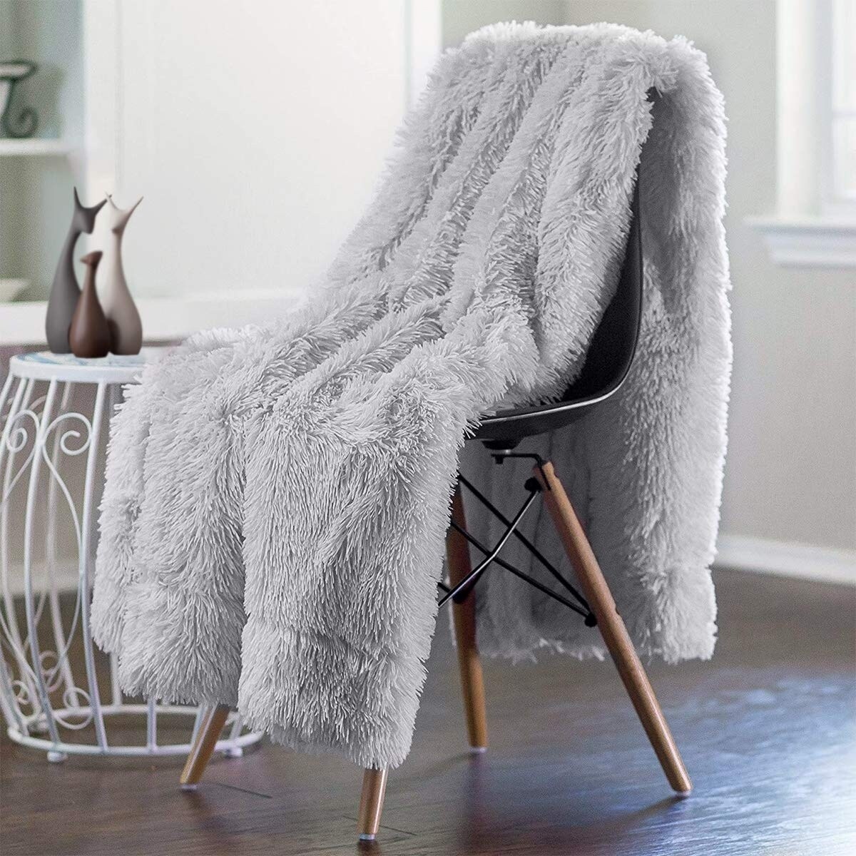 Lochas Super Soft Shaggy Warm Plush Throw Blanket On Sale Overstock 29074684