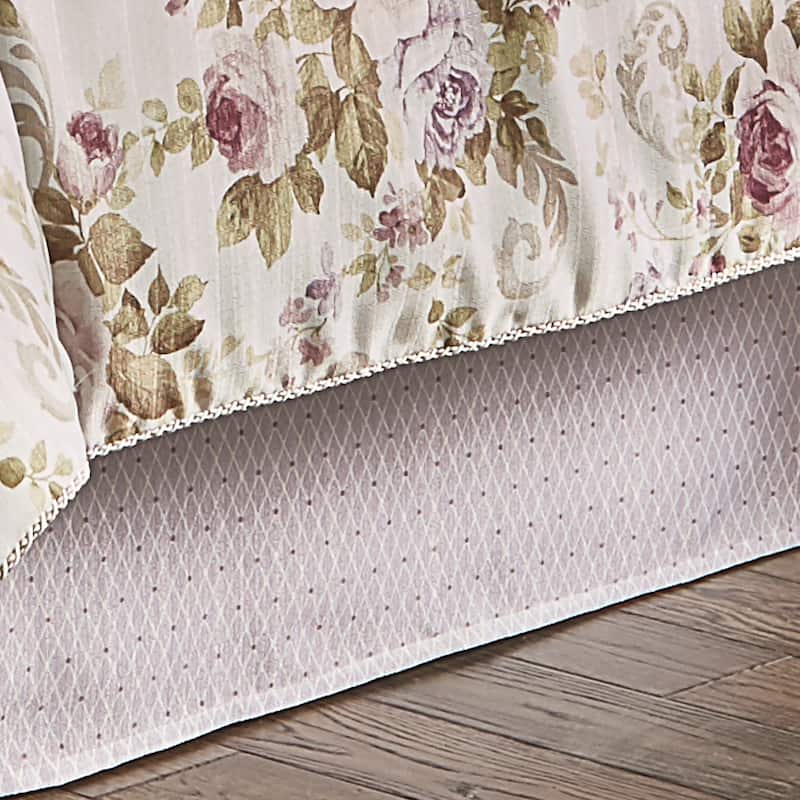 The Gray Barn Warwick Classic Floral Comforter Set - Full
