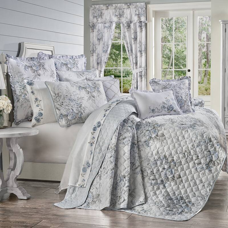The Gray Barn Morning Star Farmhouse Floral 3-piece Quilt Set