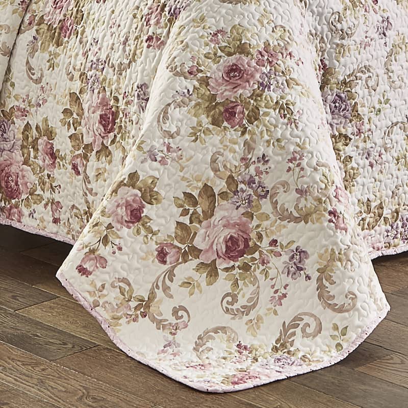 The Gray Barn Warwick Classic Floral 3 Piece Quilt Set - Twin