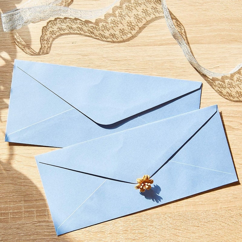 Paper Junkie 96-Pack #10 Standard V-Flap Windowless Business Envelopes Light Blue, 9.5"x4.12"