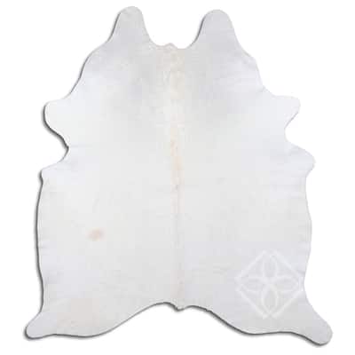 Cowhide Area Rugs NATURAL HAIR ON COWHIDE WHITE 2 - 3 M GRADE A size ( 22 - 32 sqft ) - Big