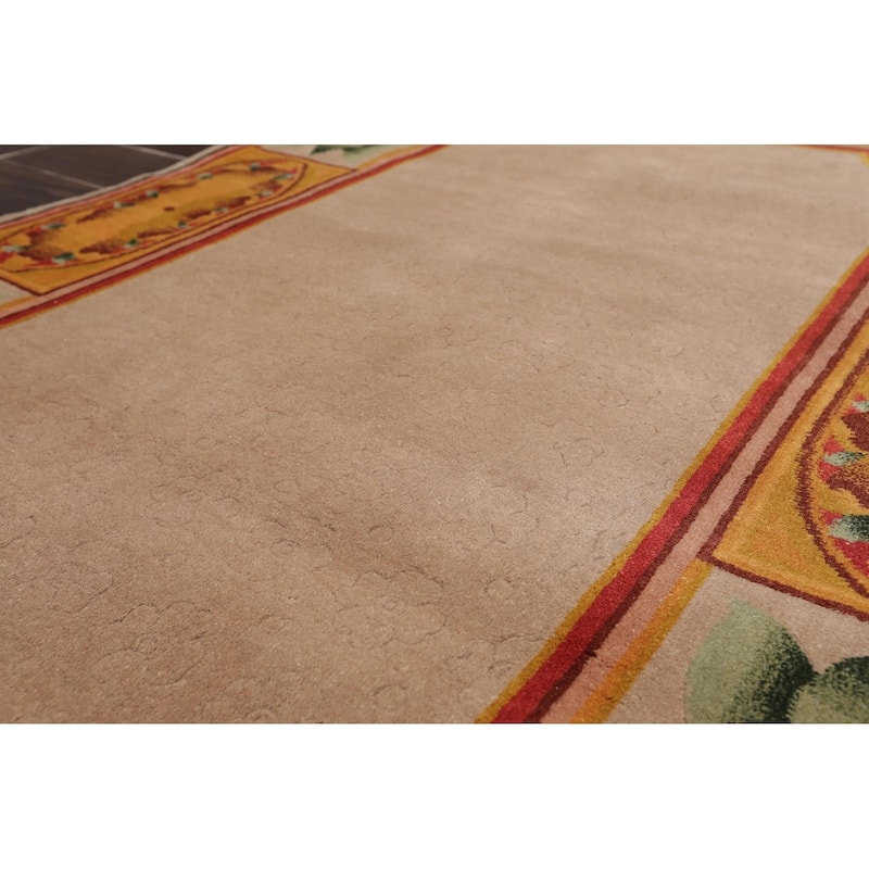 Hand Knotted Wool Tibetan Oriental Area Rug (3'9"x5'9") - 4'1" x 6'2"