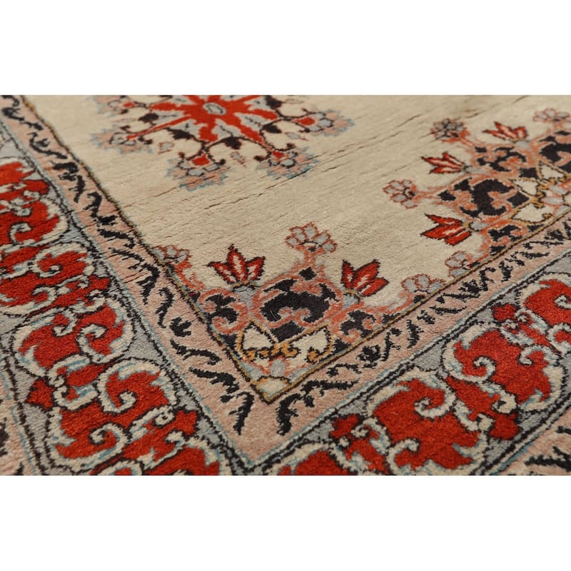 Hand Knotted Wool Kerman Persian Oriental Area Rug (4'x6') - 4'1" x 6'2"