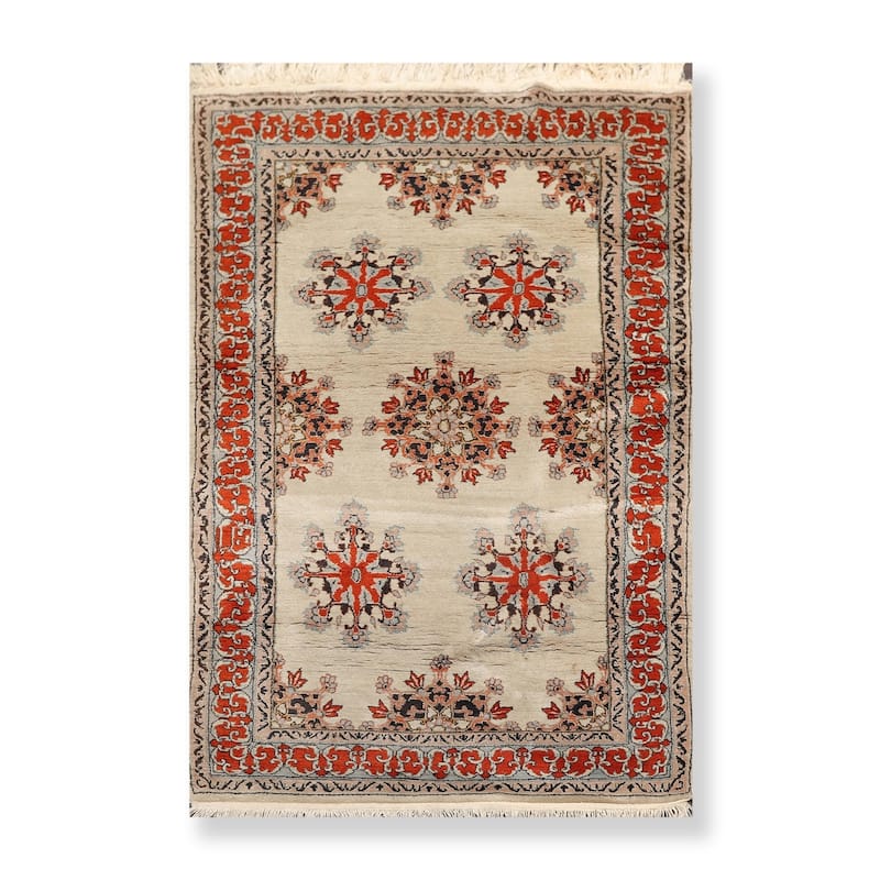 Hand Knotted Wool Kerman Persian Oriental Area Rug (4'x6') - 4'1" x 6'2"