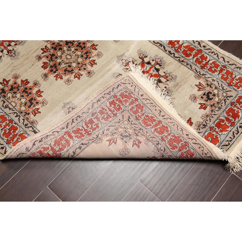 Hand Knotted Wool Kerman Persian Oriental Area Rug (4'x6') - 4'1" x 6'2"