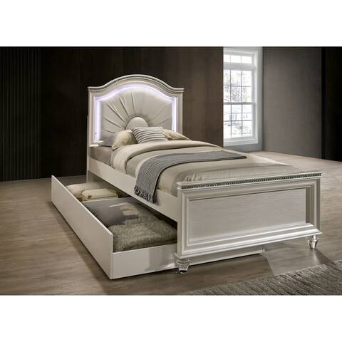Silver Orchid Avery Transitional Pearl White Panel Bed