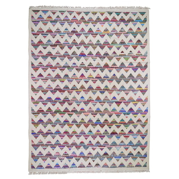 Shahbanu Rugs Geometric Durie Kilim Cotton And Sari Silk Hand Woven Oriental Rug (8'8" x 12'0") - 8'8" x 12'0"