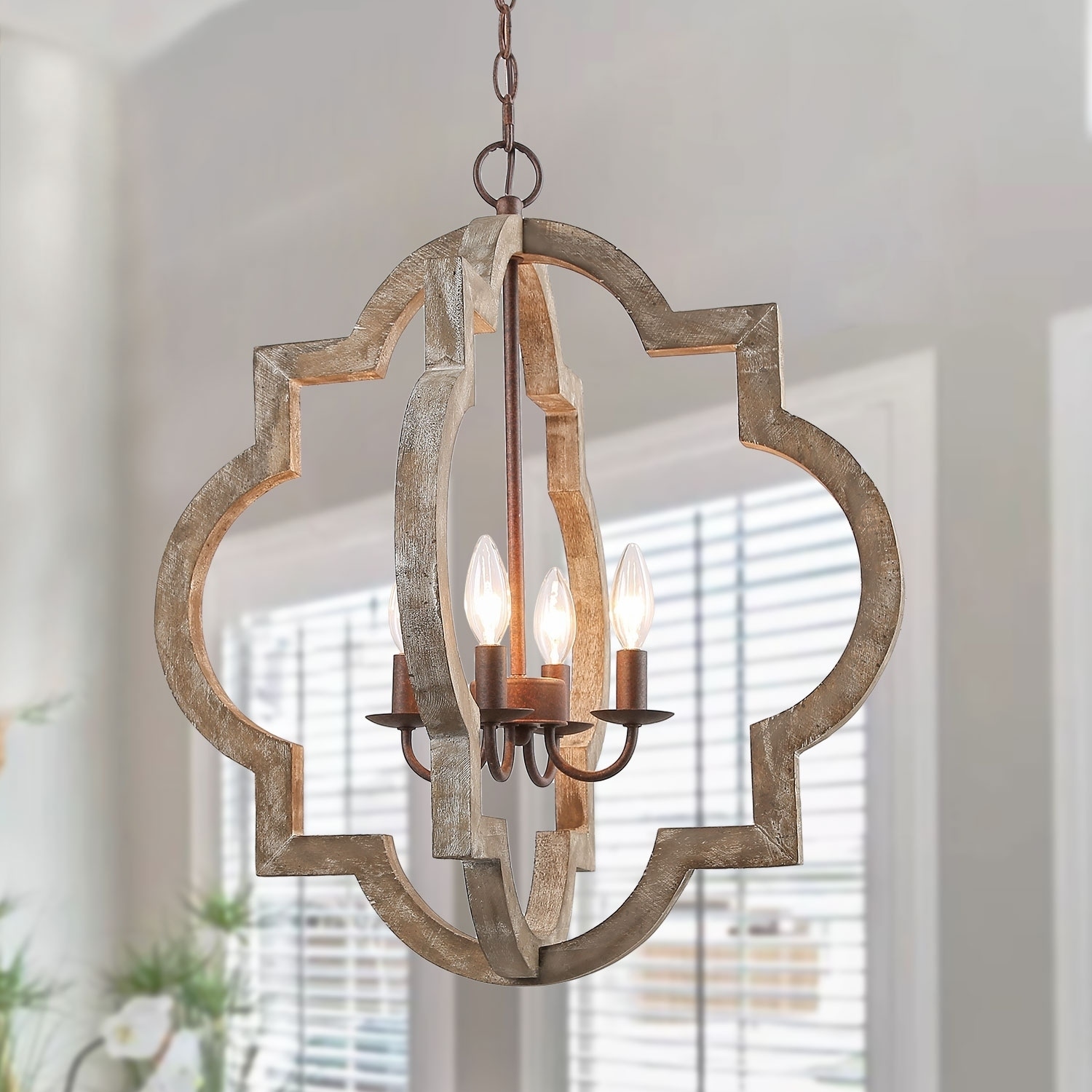 4-lights Pendant Lighting Farmhouse Chandelier with Latern - W21.7" x H24.2" (W21.7" x H24.2") - Chandeliers For Bedrooms by Overstock.com