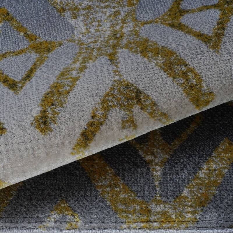 Geometric Living Room Bedroom Area Rug in Silver Gold 3x5 5x7 6 by 8 8 by 10 Feet