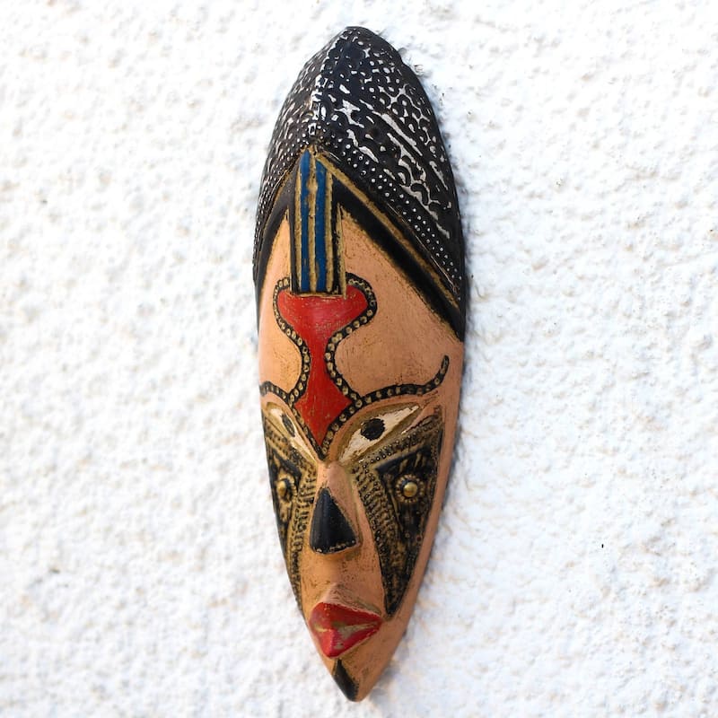Handmade Medo African Wood Mask (Ghana)