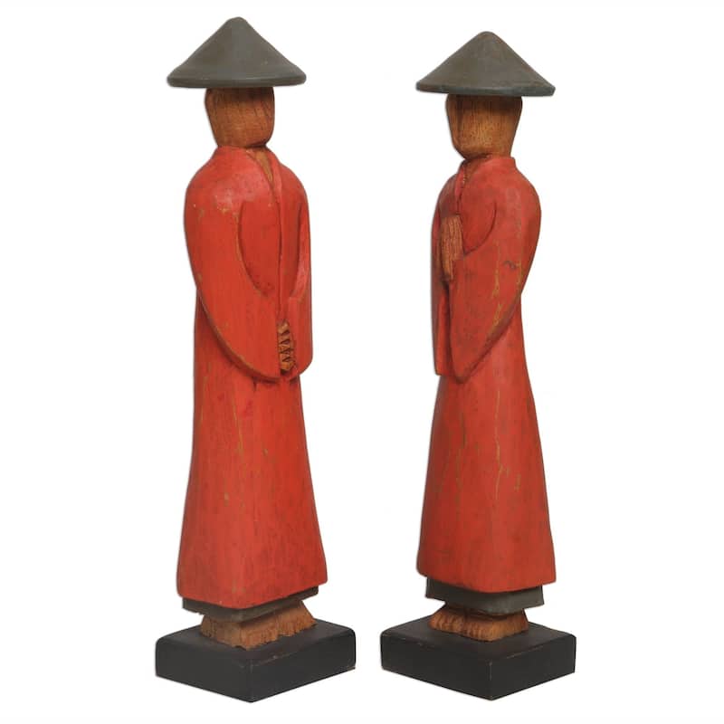 Handmade Neighborly Couple Wood Statuettes, Set of 2 (Indonesia) - 9.5" H x 2" W x 2.4" D