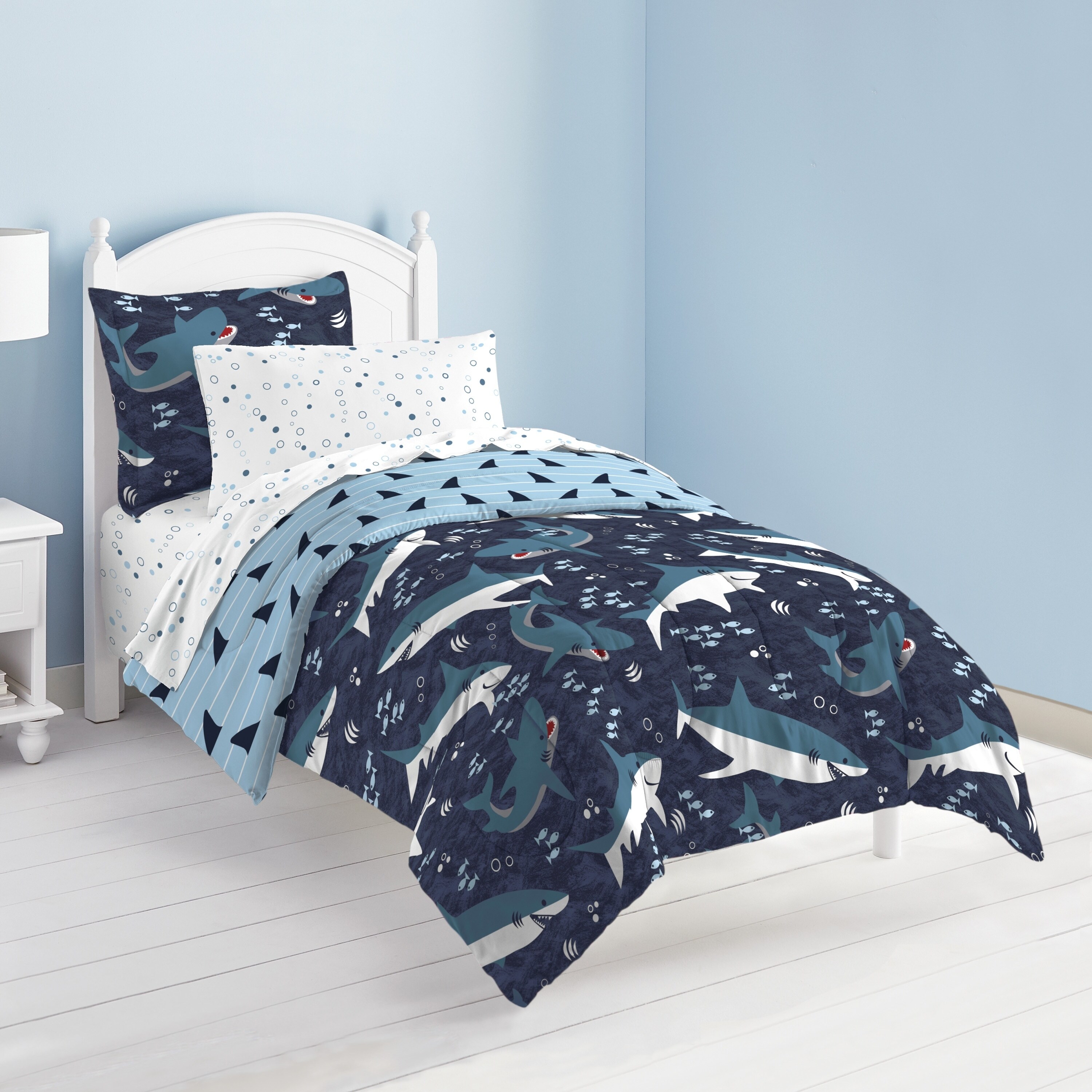 MB Collection Kids Shark Full-Size Bed-in-a-Bag Comforter Set of 8 pcs Blue/Grey MB Collection Kids Shark Full-Size Bed-in-a-Bag Comforter Set of 8 pcs Blue/Grey