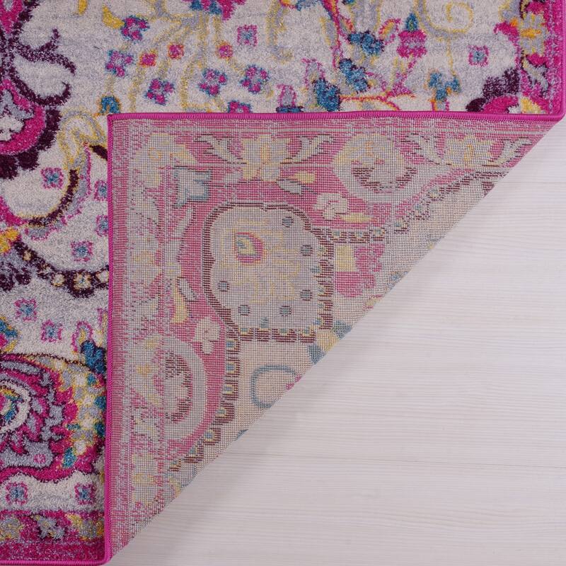 LaDole Rugs Darcy Persian Traditonal Design Mat in Pink