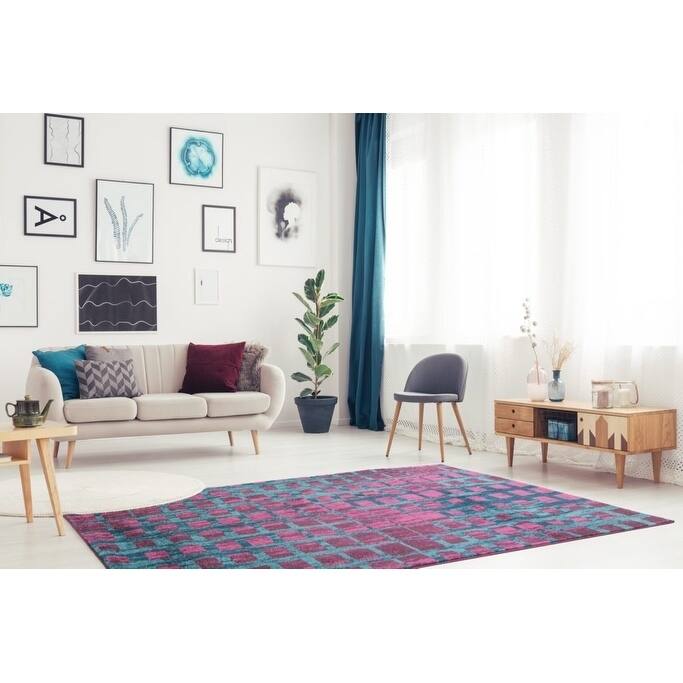 LaDole Rugs Smooth Area Rug in Geometric Pattern in Yellow