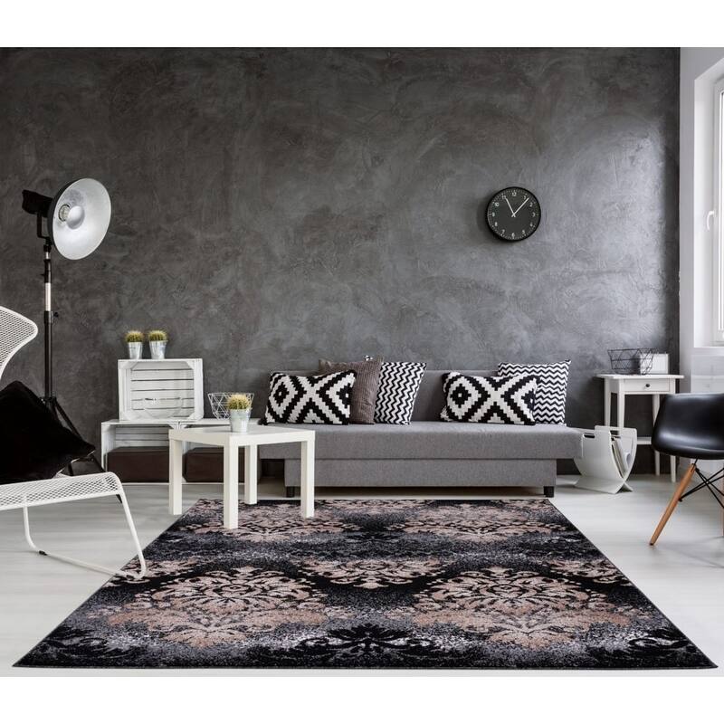 LaDole Rugs Milan Classic Damask Style Mat in Black and Gold