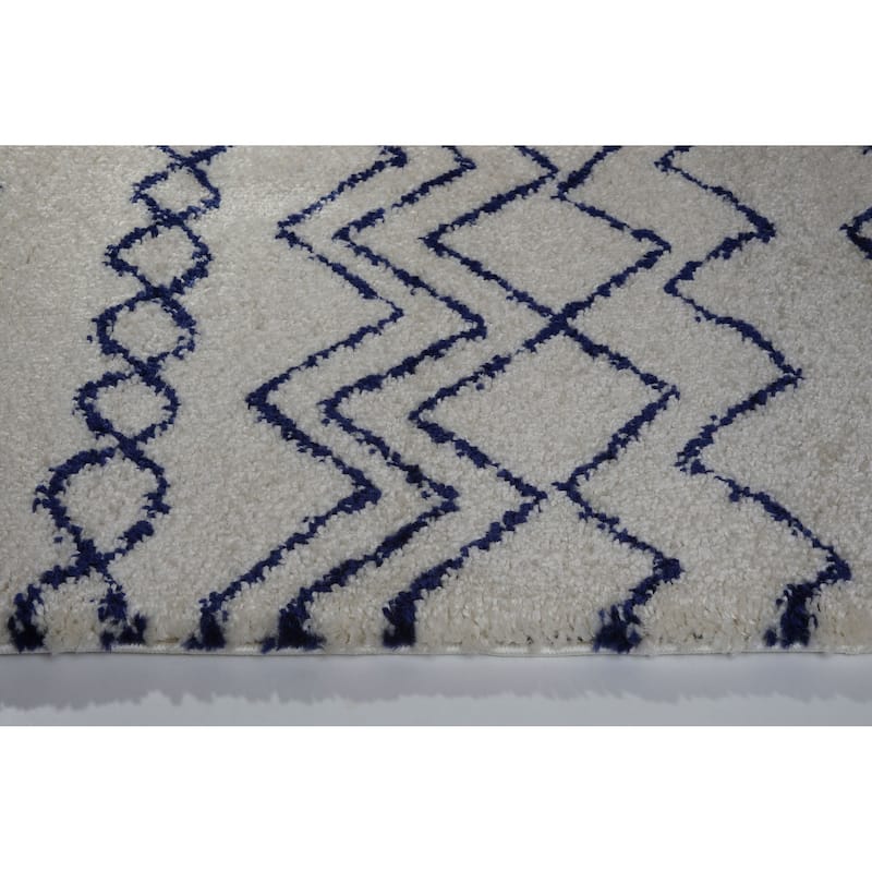 LaDole Rugs Contemporary Trellis Area Rugs in Ivory Dark Grey