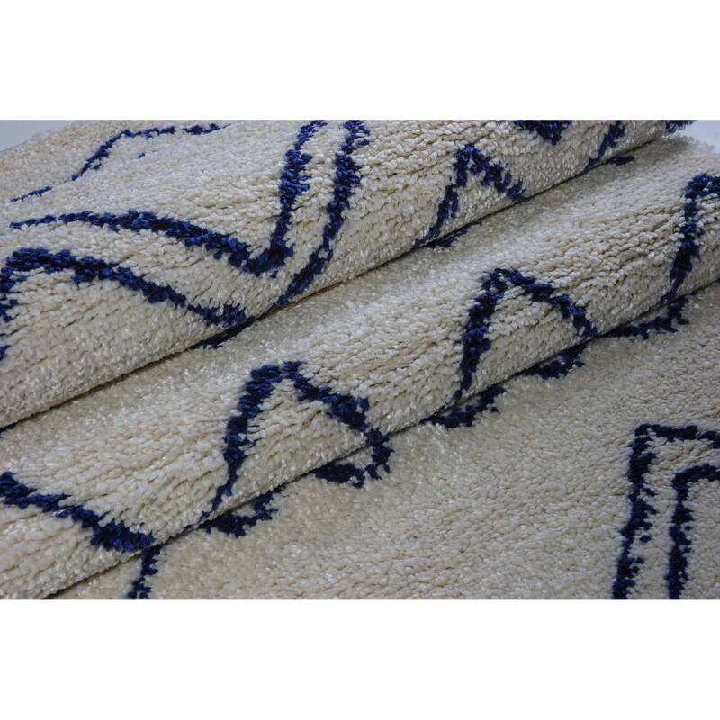 LaDole Rugs Contemporary Trellis Area Rugs in Ivory Dark Grey