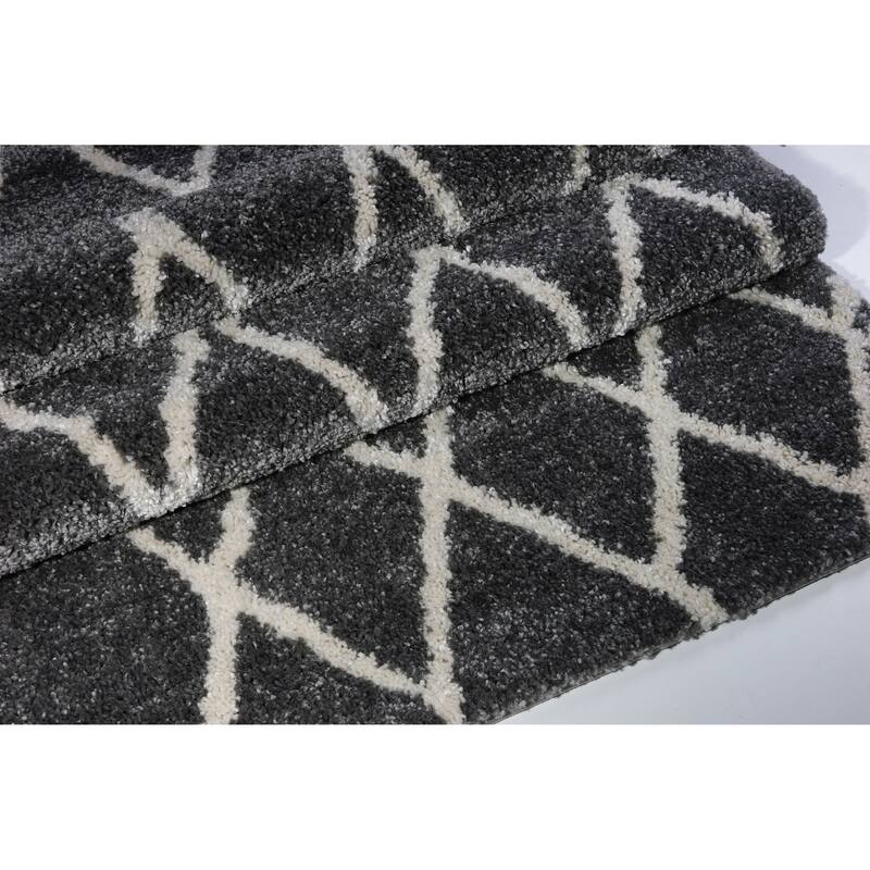 LaDole Rugs Geometric Trellis Stylish Area Rug in Dark Grey Ivory 4x6