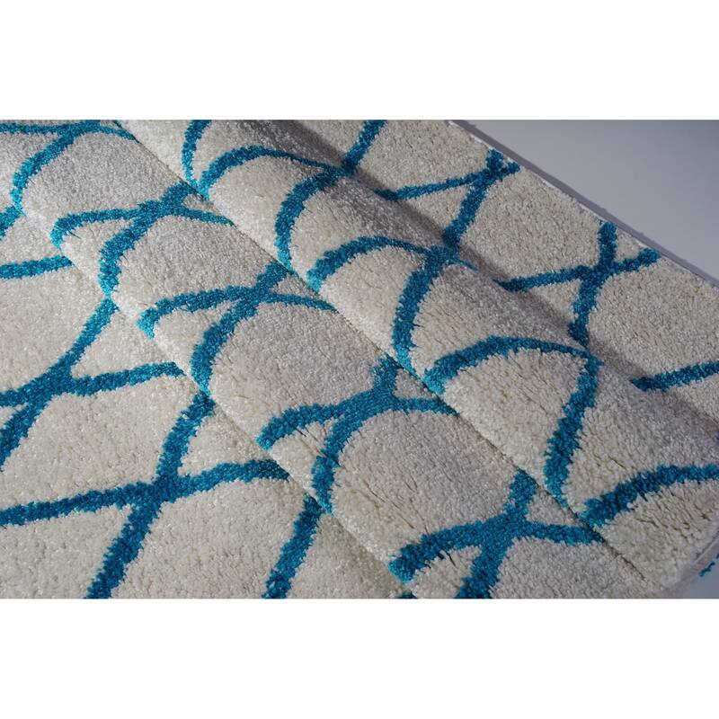 LaDole Rugs Geometric Trellis Stylish Area Rug in Dark Grey Ivory 4x6