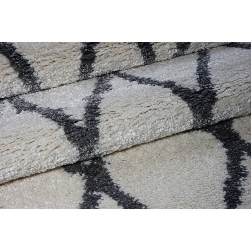 LaDole Rugs Geometric Trellis Stylish Area Rug in Dark Grey Ivory 4x6