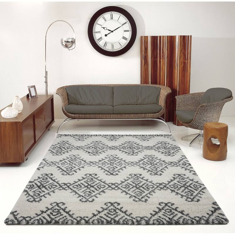 LaDole Rugs Soft Trellis Geometric Area Rug in Ivory Dark Grey 4x6