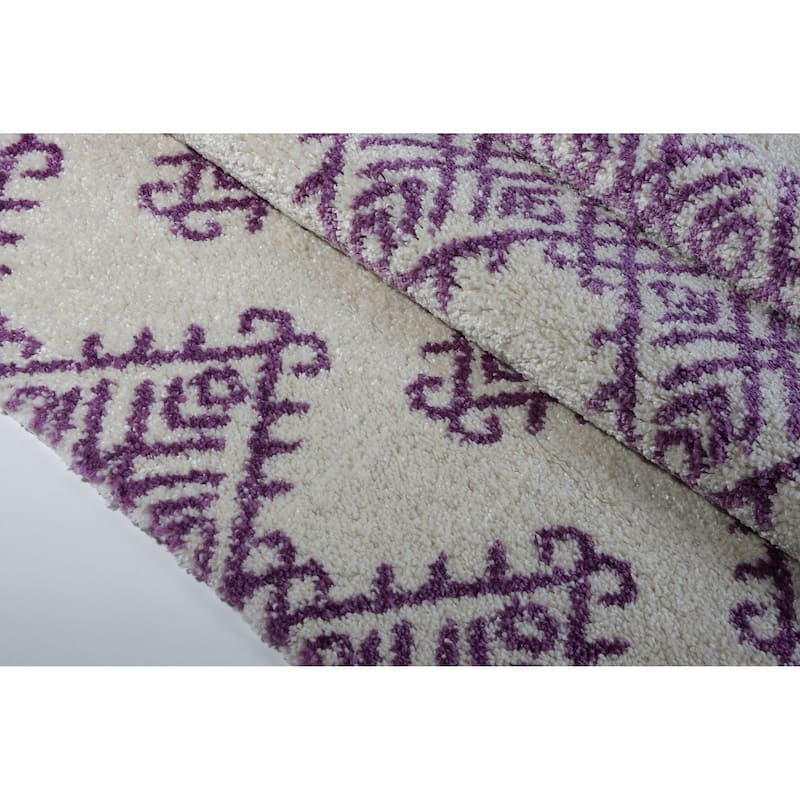 LaDole Rugs Soft Trellis Geometric Area Rug in Ivory Dark Grey 4x6