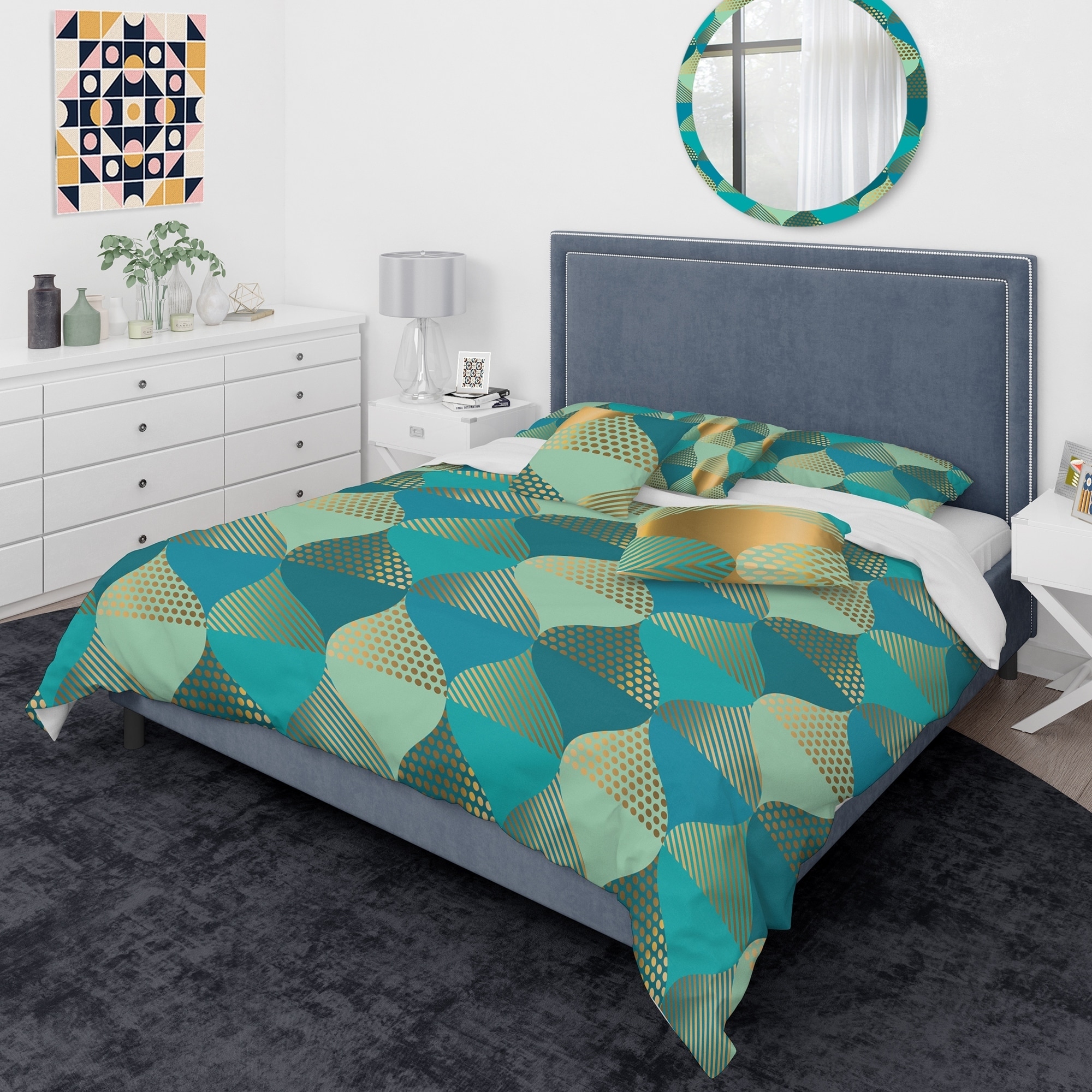 Designart 'Luxury Retro Drops I' Mid-Century Modern Duvet