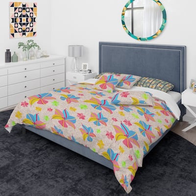 Designart 'Retro Pink Yellow Flowers' Mid-Century Modern Duvet Cover Comforter Set