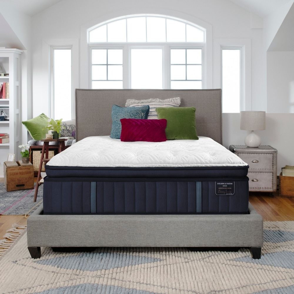 Stearns & Foster Estate 14.5-inch Euro Pillowtop Mattress