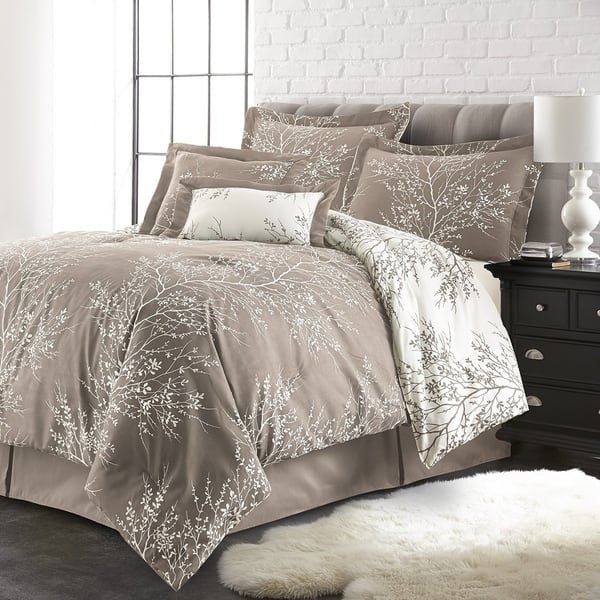 https://ak1.ostkcdn.com/images/products/29342771/6-Pc-Foilage-Comforter-fc3c1371-78ca-426b-8dce-1ae89efccd15_600.jpg?impolicy=medium