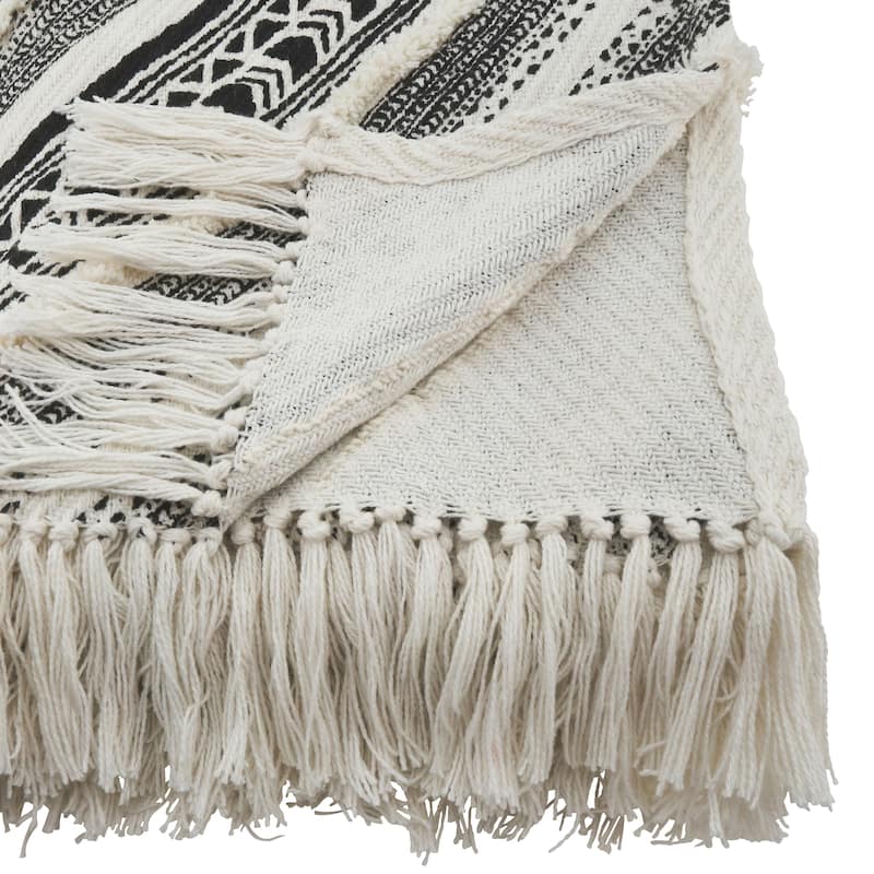 Geometric Diamond Design Throw