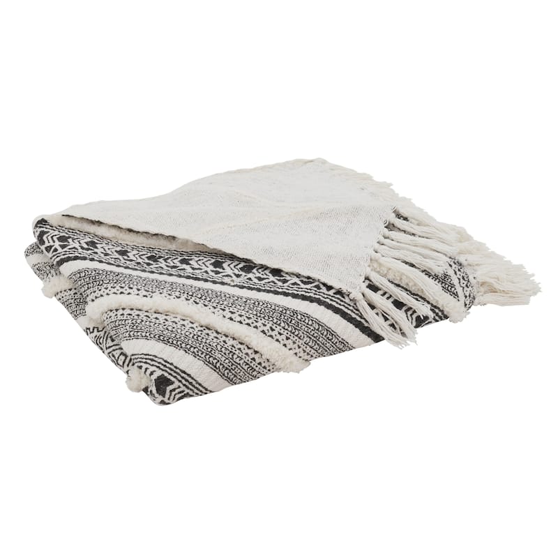 Geometric Diamond Design Throw