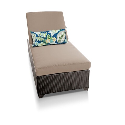 Classic Chaise Outdoor Wicker Patio Furniture