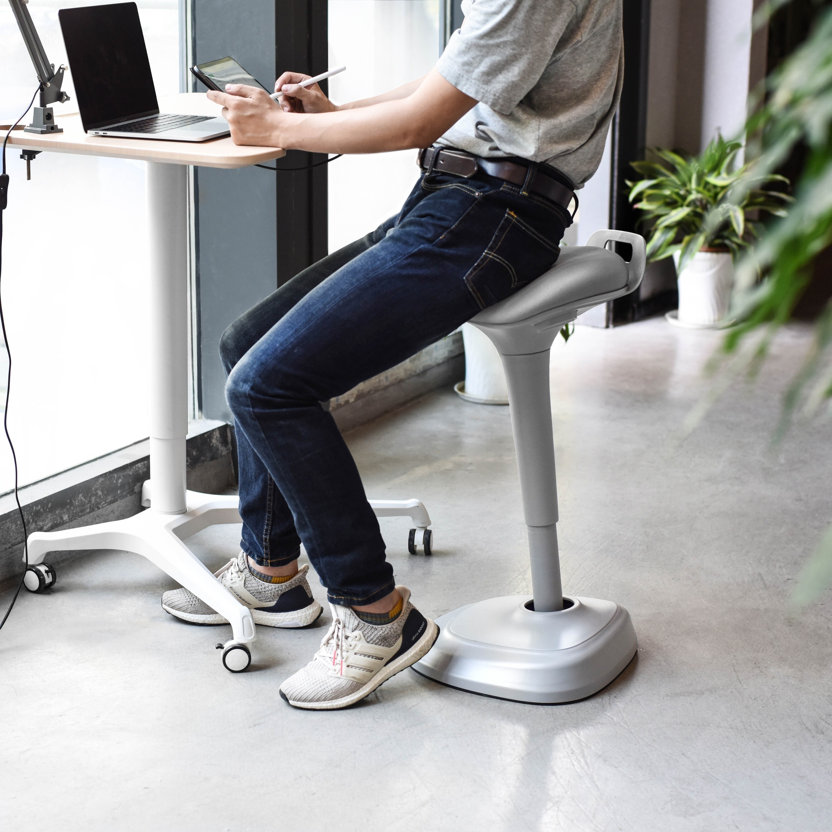 wobble stool for standing desk