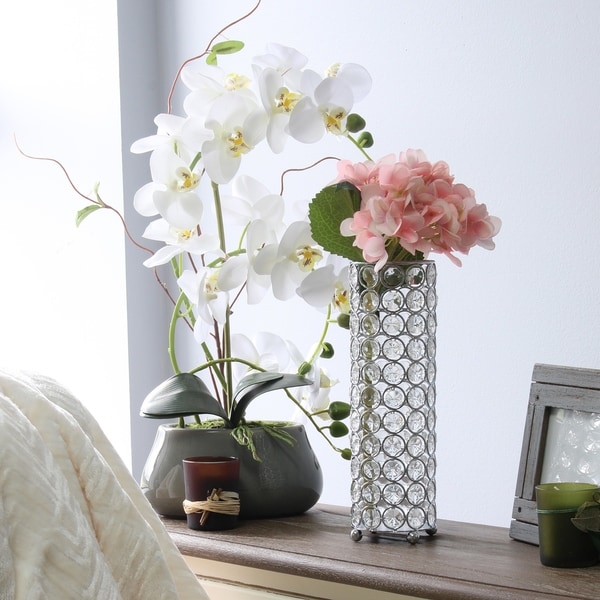 Elegant good floral centerpiece with glass design and crystals